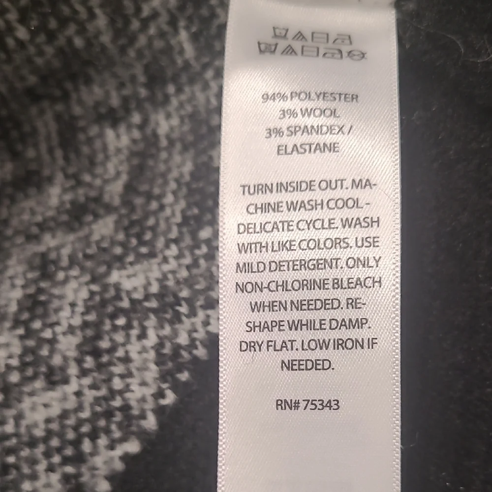 Chic Sweater/Jacket - Picture 5 of 5